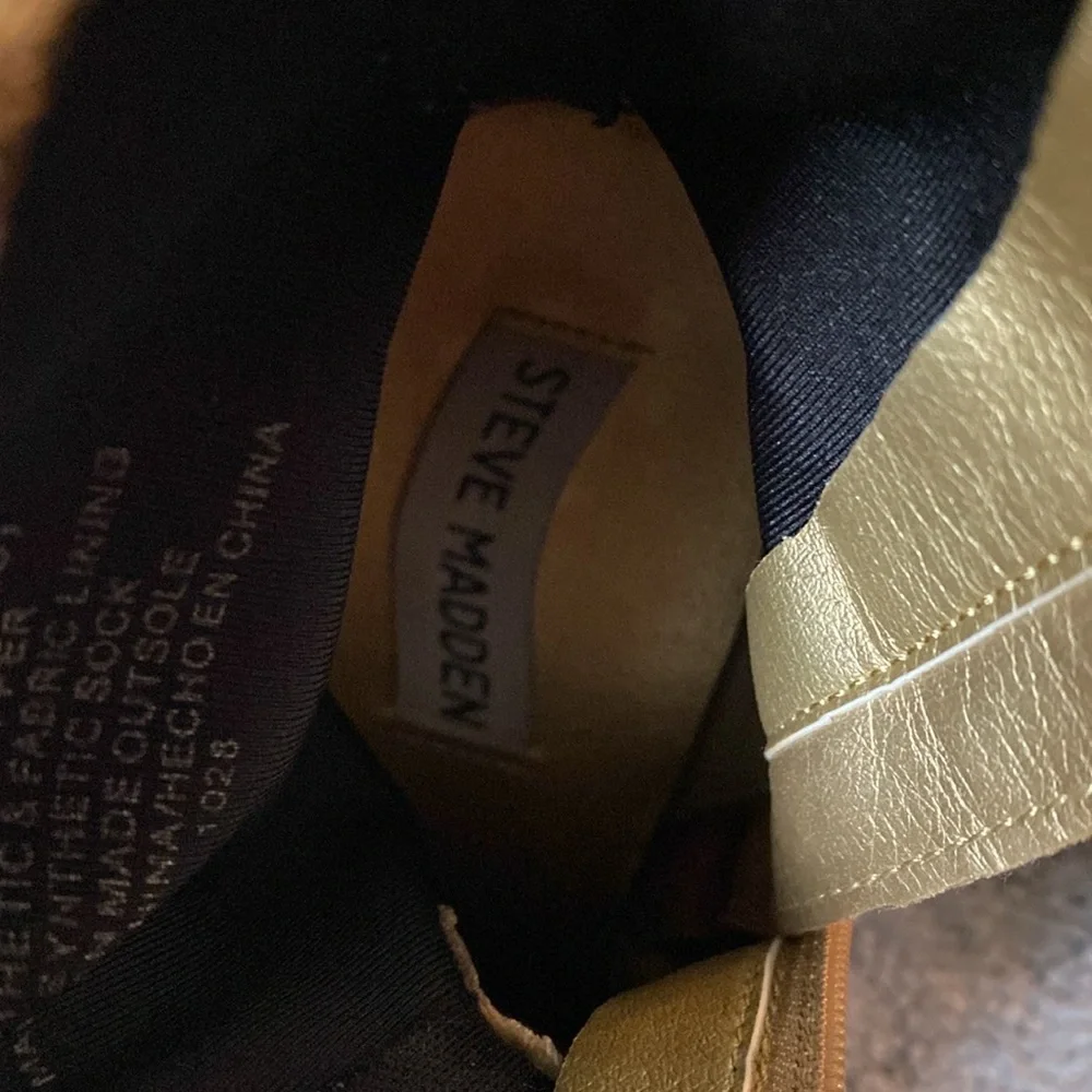 Steve Madden Gaze gold crushed velvet‎ womens print heeled ankle boots size 6